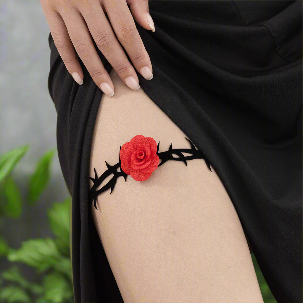 Gothic Rose Thorn Thigh Garter – Black Barbed Leg Band with Red Rose