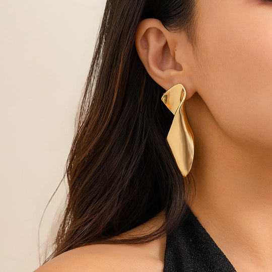 Modern Abstract Gold & Silver Earrings – Bold & Elegant Statement Jewelry