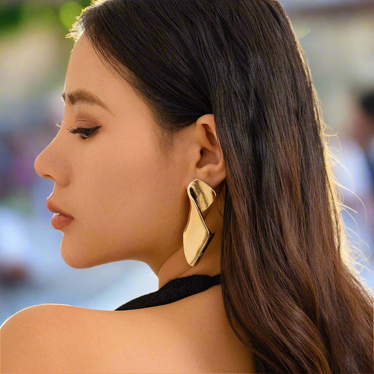 Modern Abstract Gold & Silver Earrings – Bold & Elegant Statement Jewelry