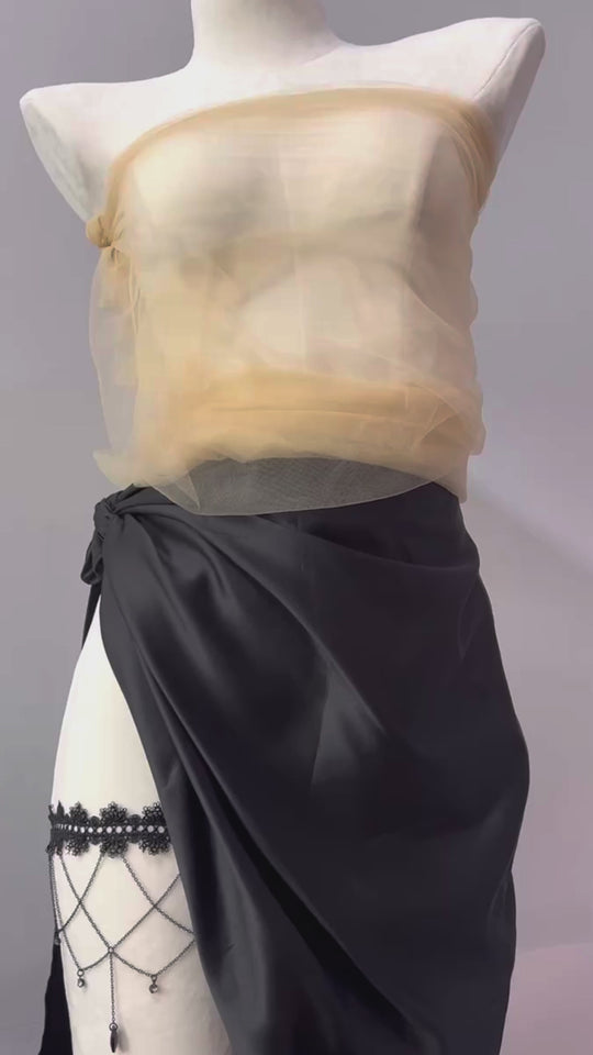 Gothic Victorian Lace Garter - Black Teardrop Thigh Harness