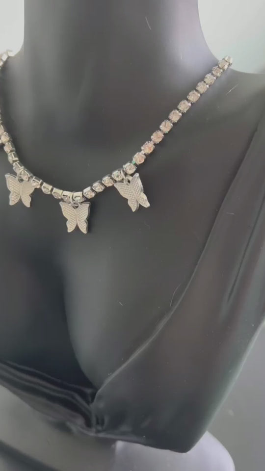 Beautiful Butterfly Necklace – Gold Charm Symbol of Hope & Grace