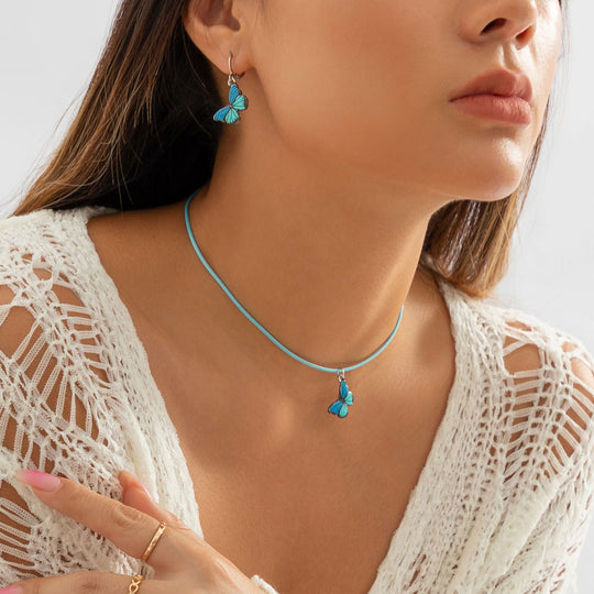 Butterfly Charm Necklace – Elegant Symbol of New Beginnings