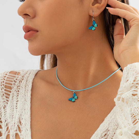 Butterfly Charm Necklace – Elegant Symbol of New Beginnings