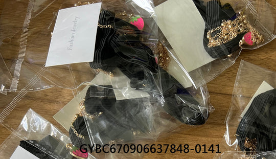 Strawberry Pendant Leg Chain - Cute Fruit Charm Thigh Jewelry