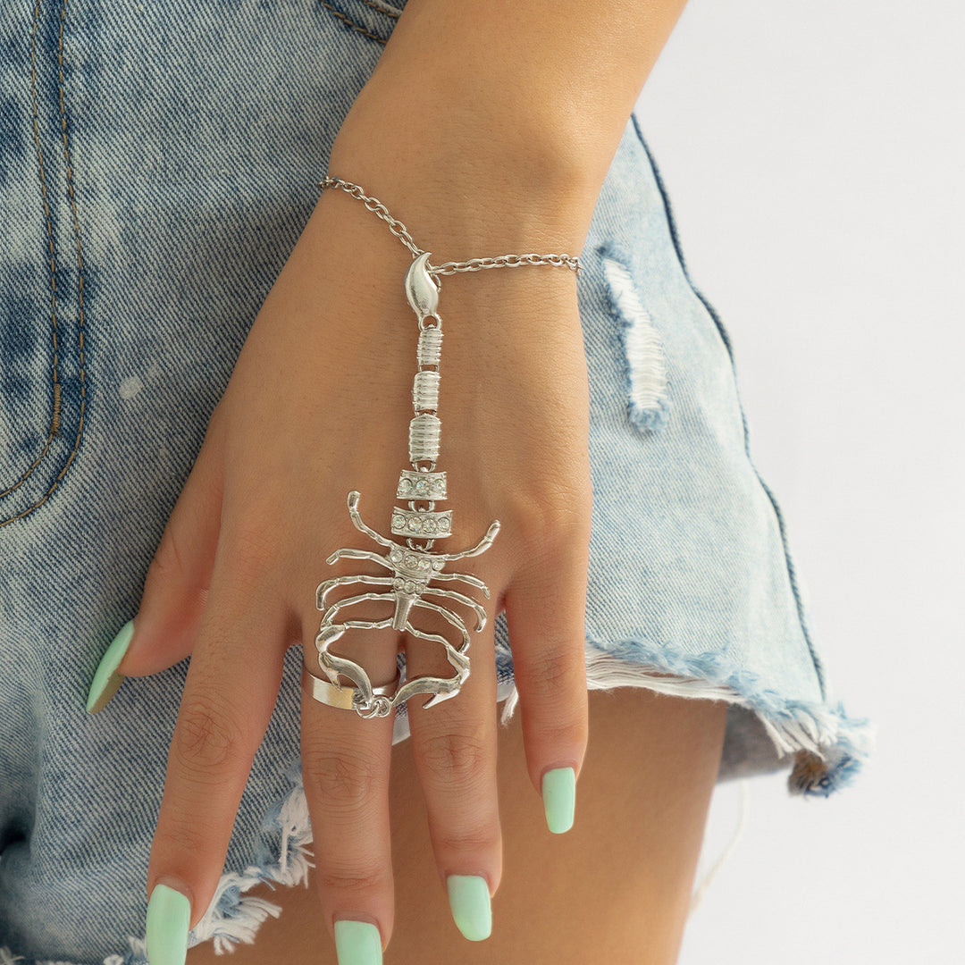 Scorpion Ring Bracelet – Adjustable Gothic Statement Jewelry